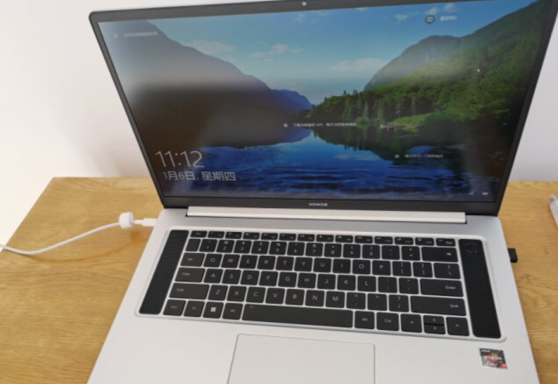 荣耀MagicBook 16 Pro评测：高性能轻薄本-图3