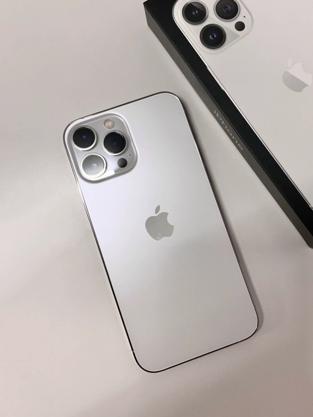 测评“性能强悍，拍摄更清晰”的iPhone 13 Pro Max手机怎么样？-图2